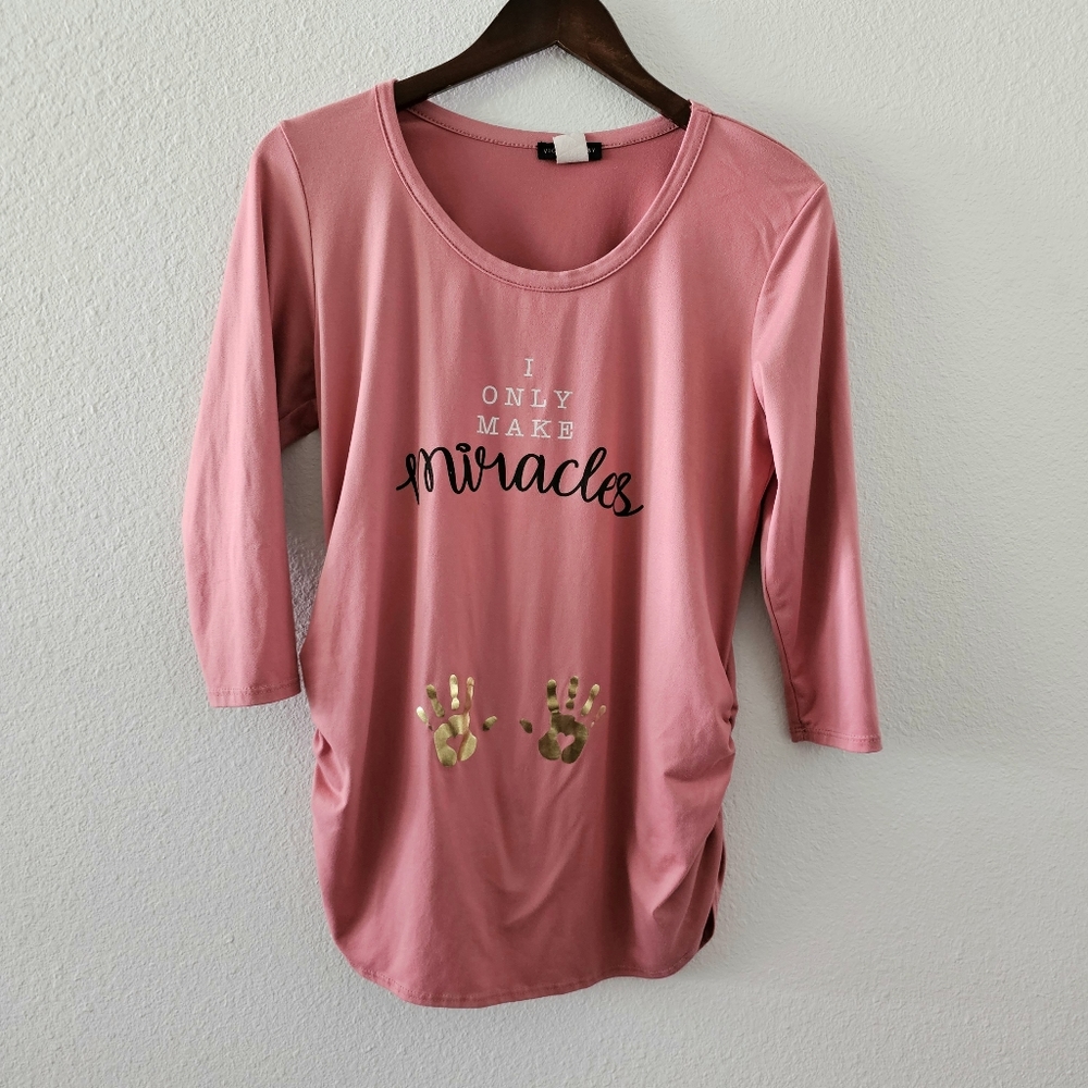 Violet & Ruby maternity top size L (?) mauve ruching 3/4 sleeve soft handprints